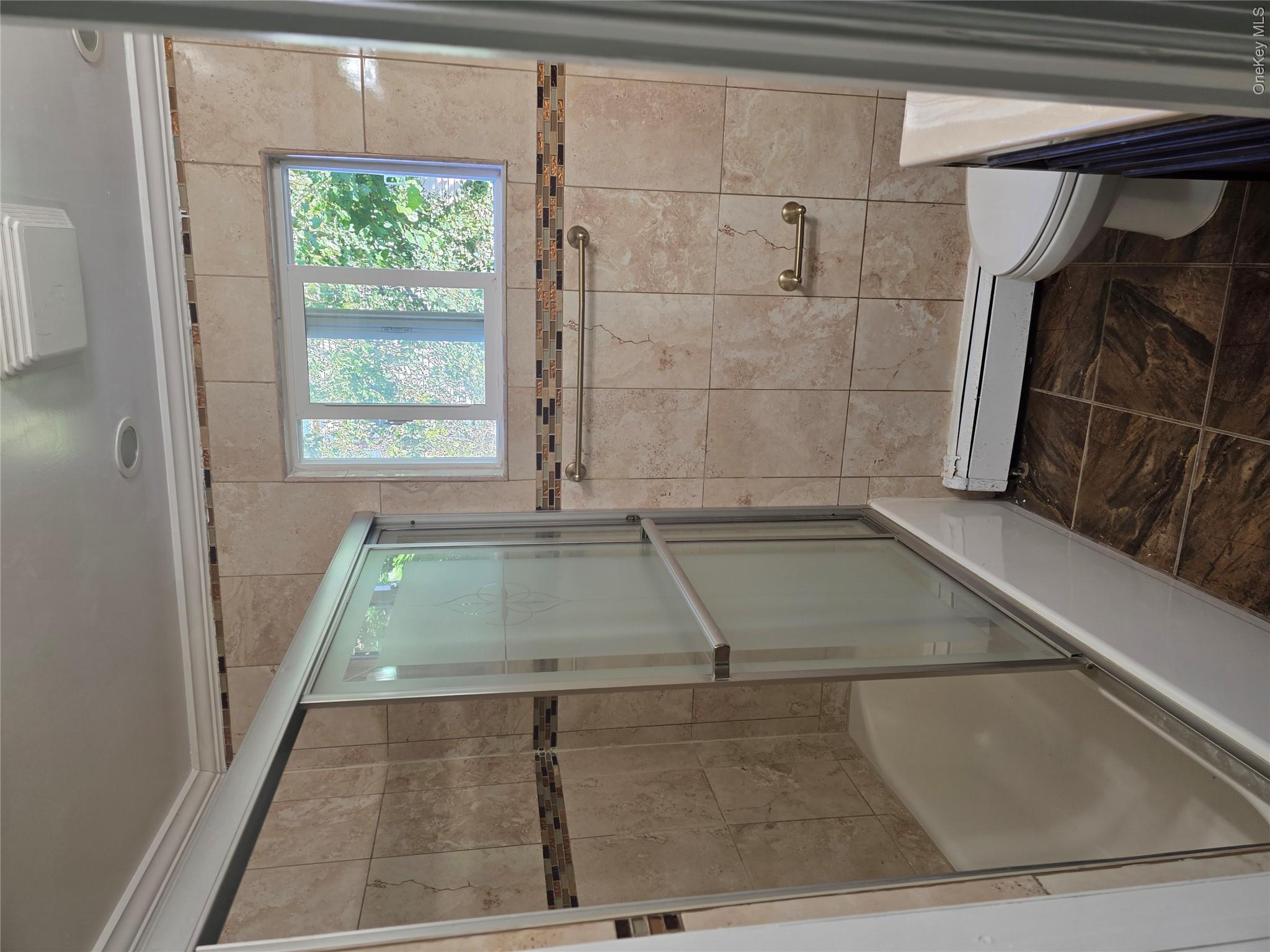 452 Jefferson Street – For Rent photo 3
