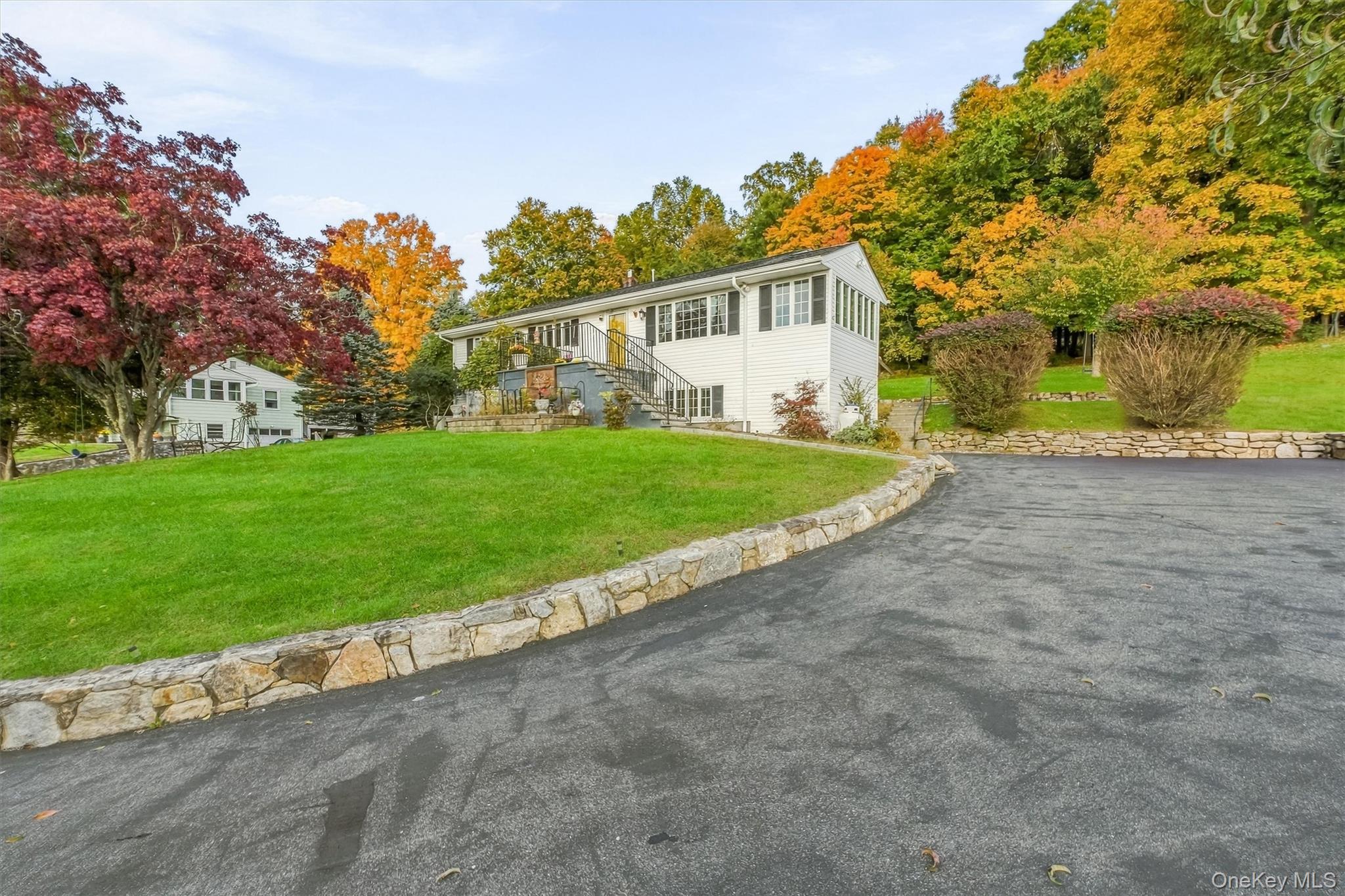 43 Lakeview Road – For Sale photo 4