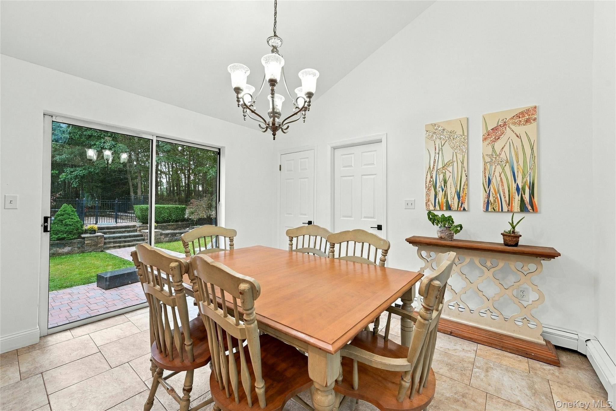 16 Georgann Road – For Sale photo 6