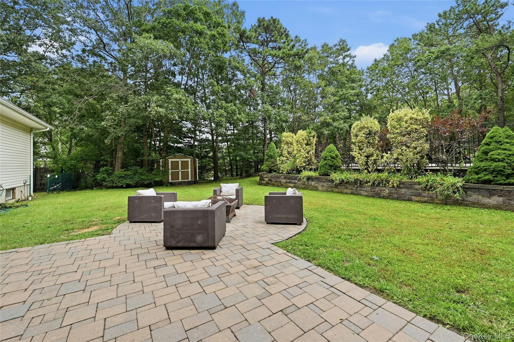 16 Georgann Road – For Sale photo 25