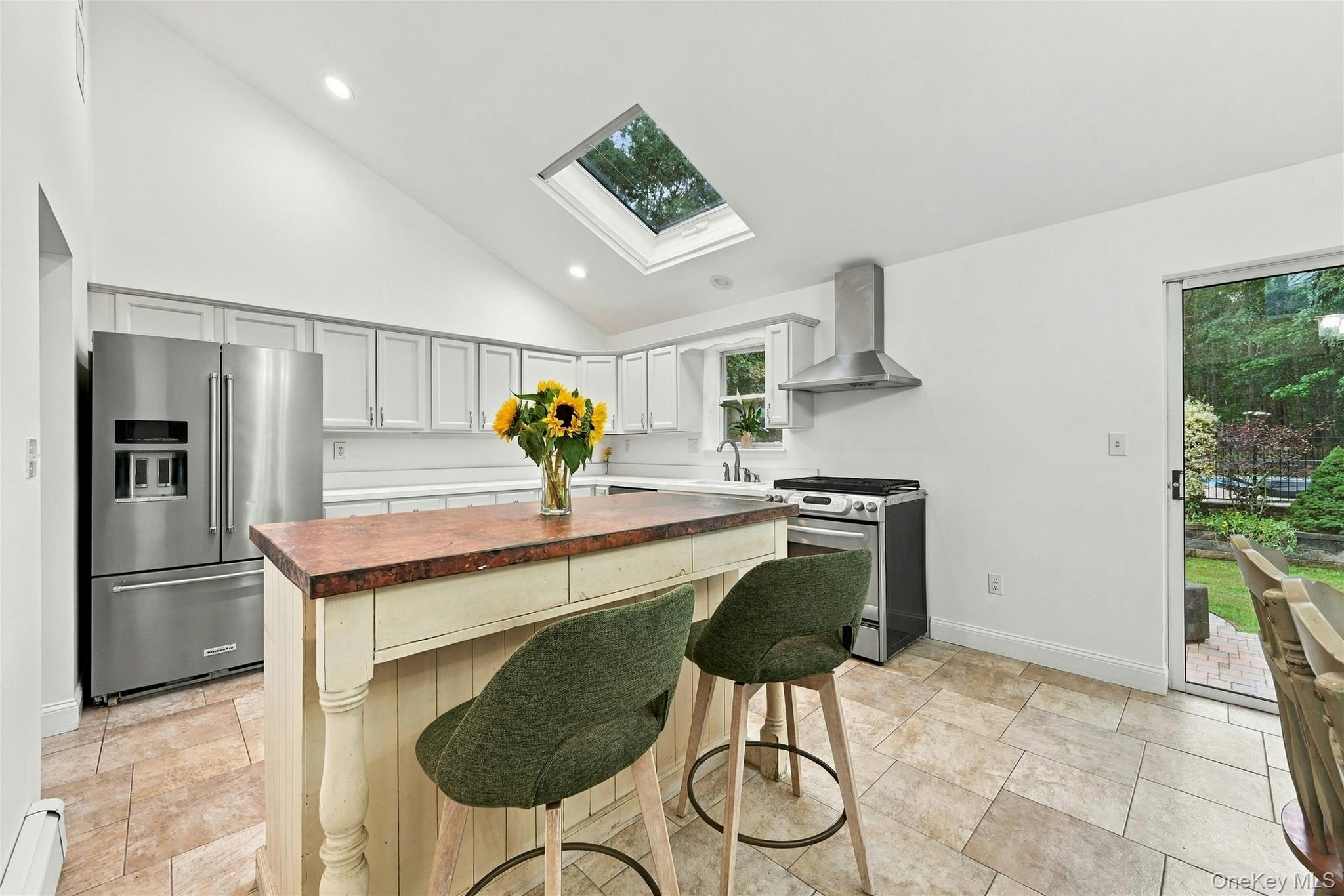 16 Georgann Road – For Sale photo 10