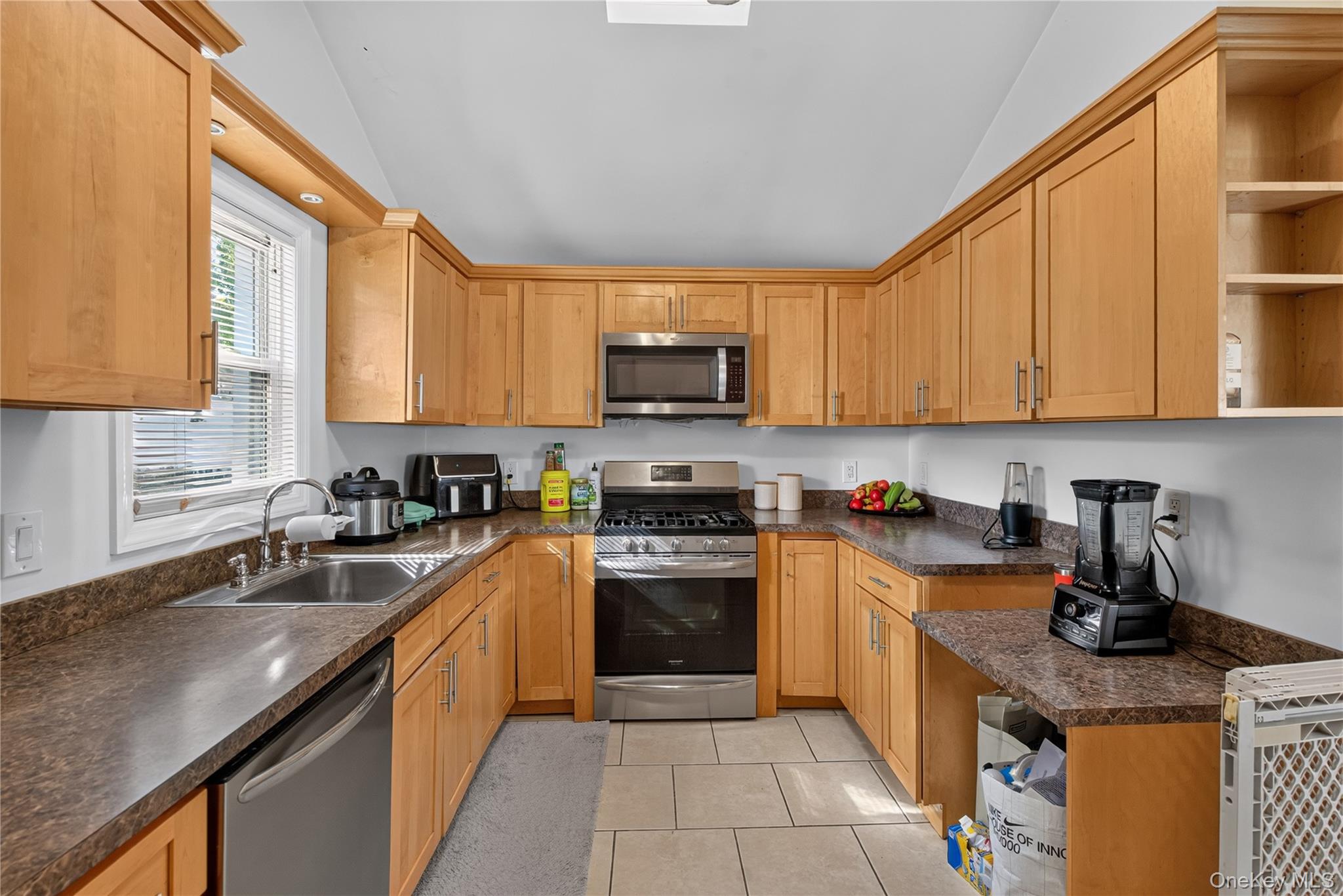 9 High Street – For Sale photo 13