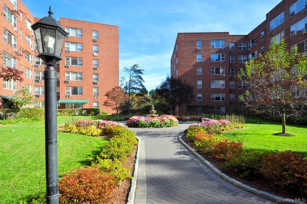 281 Garth Road, Unit B4D photo 25