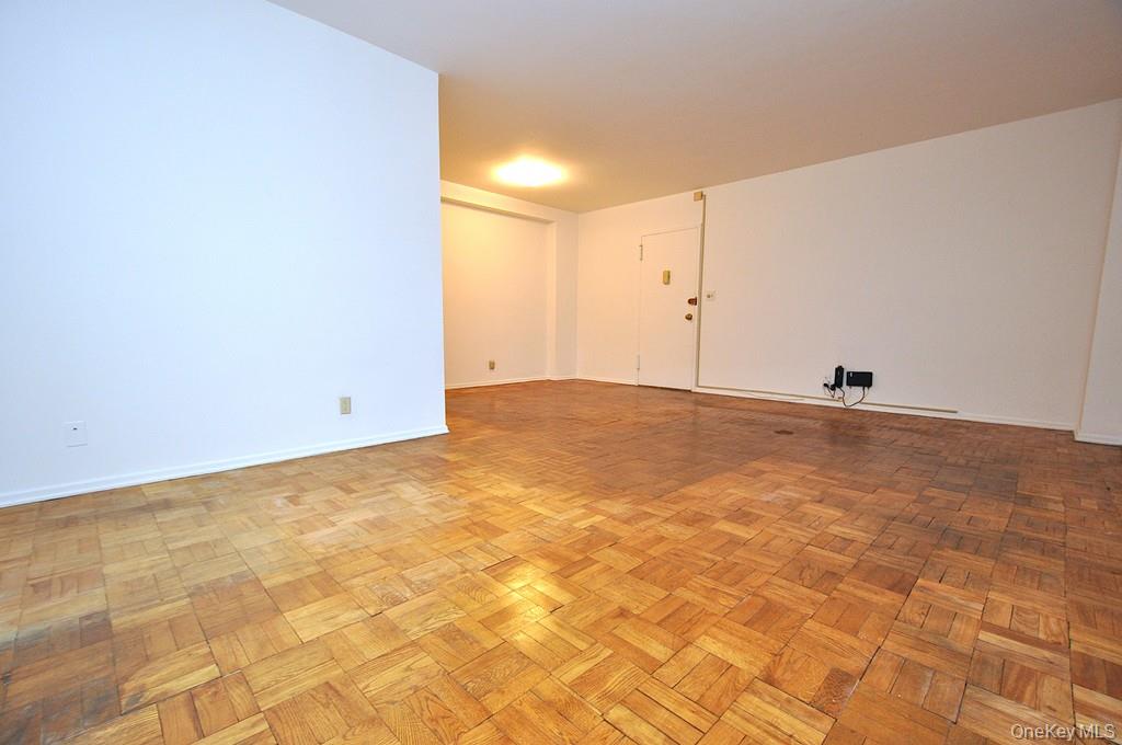 281 Garth Road, Unit B4D photo 7