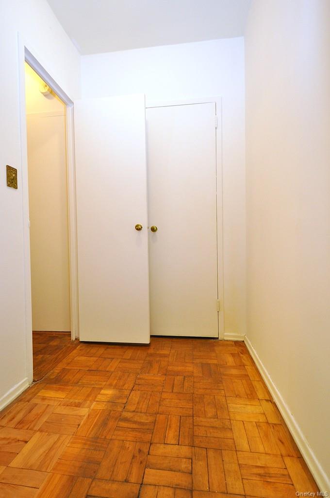 281 Garth Road, Unit B4D photo 20
