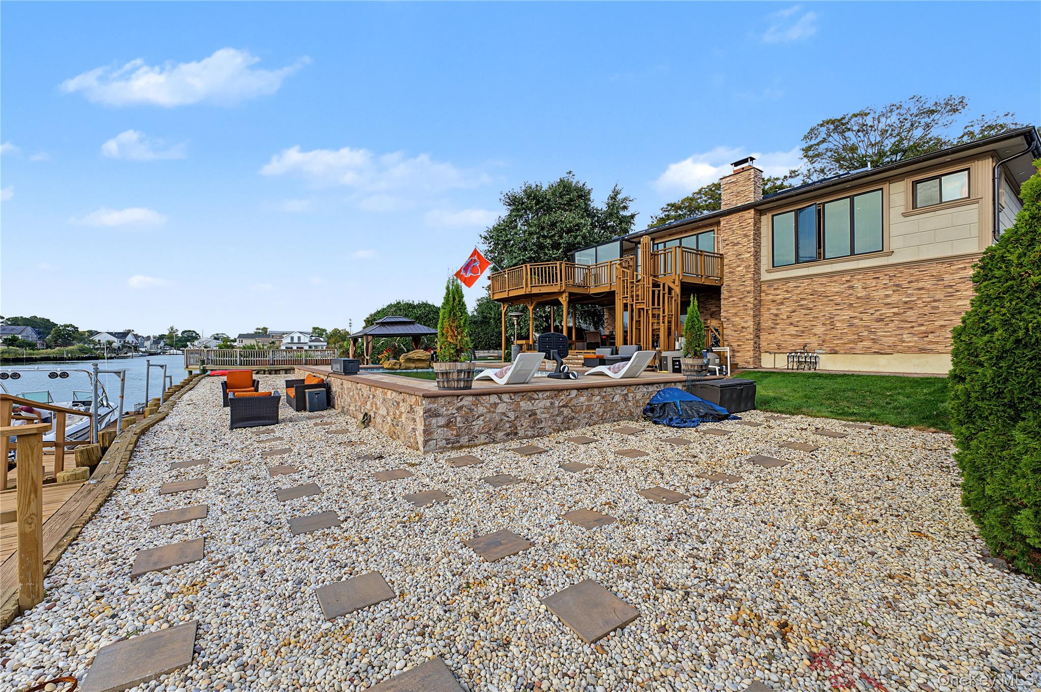 3060 Ann Street – For Sale photo 9