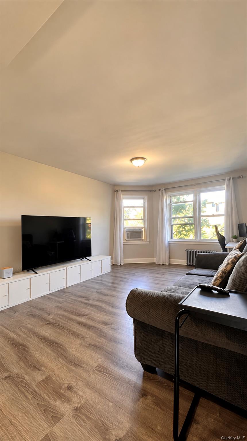 141-18 78th Avenue, Unit 3D photo 2