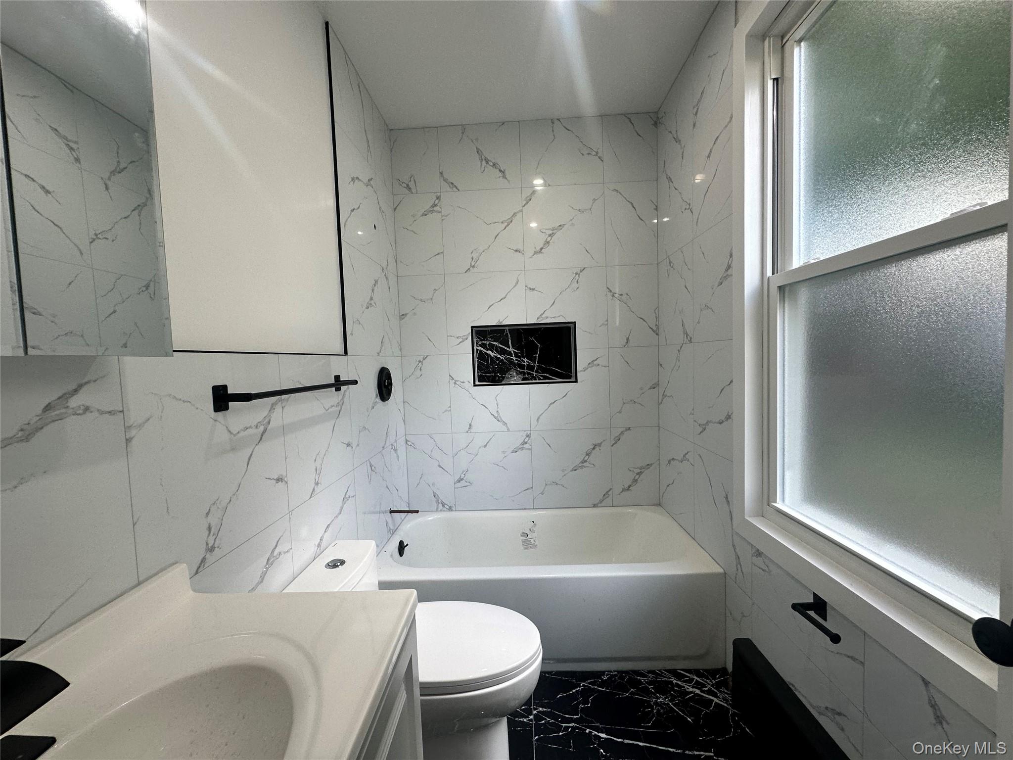 26 Marshall Street, Unit 1 photo 14