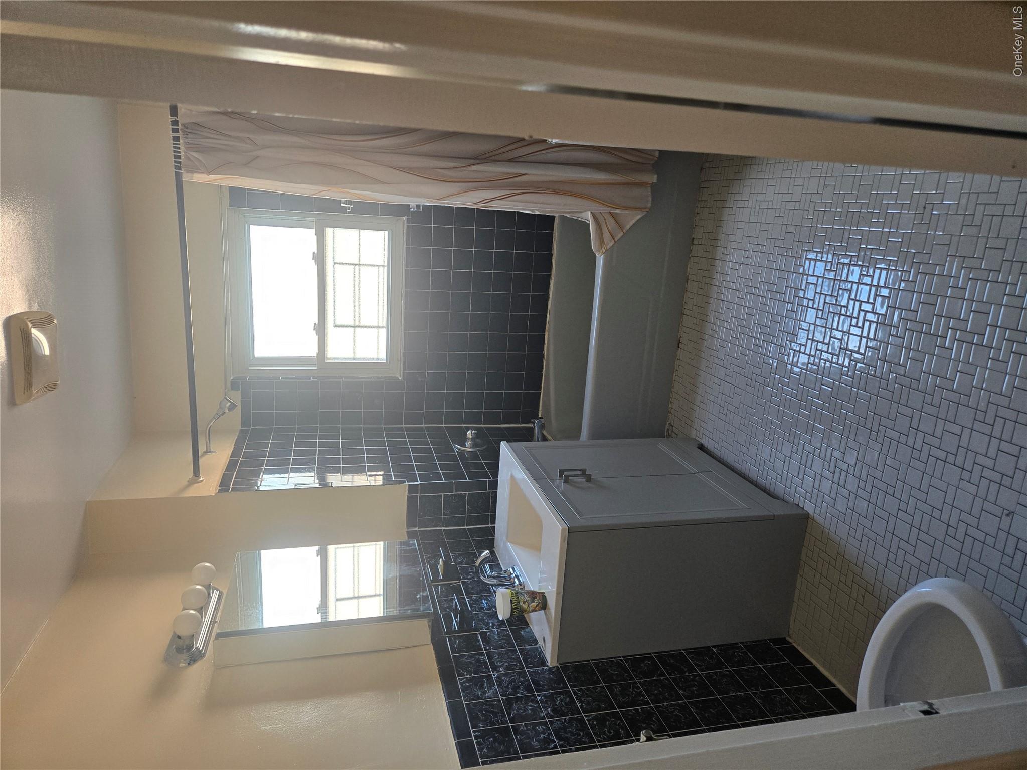 4030 Baychester Avenue – For Rent