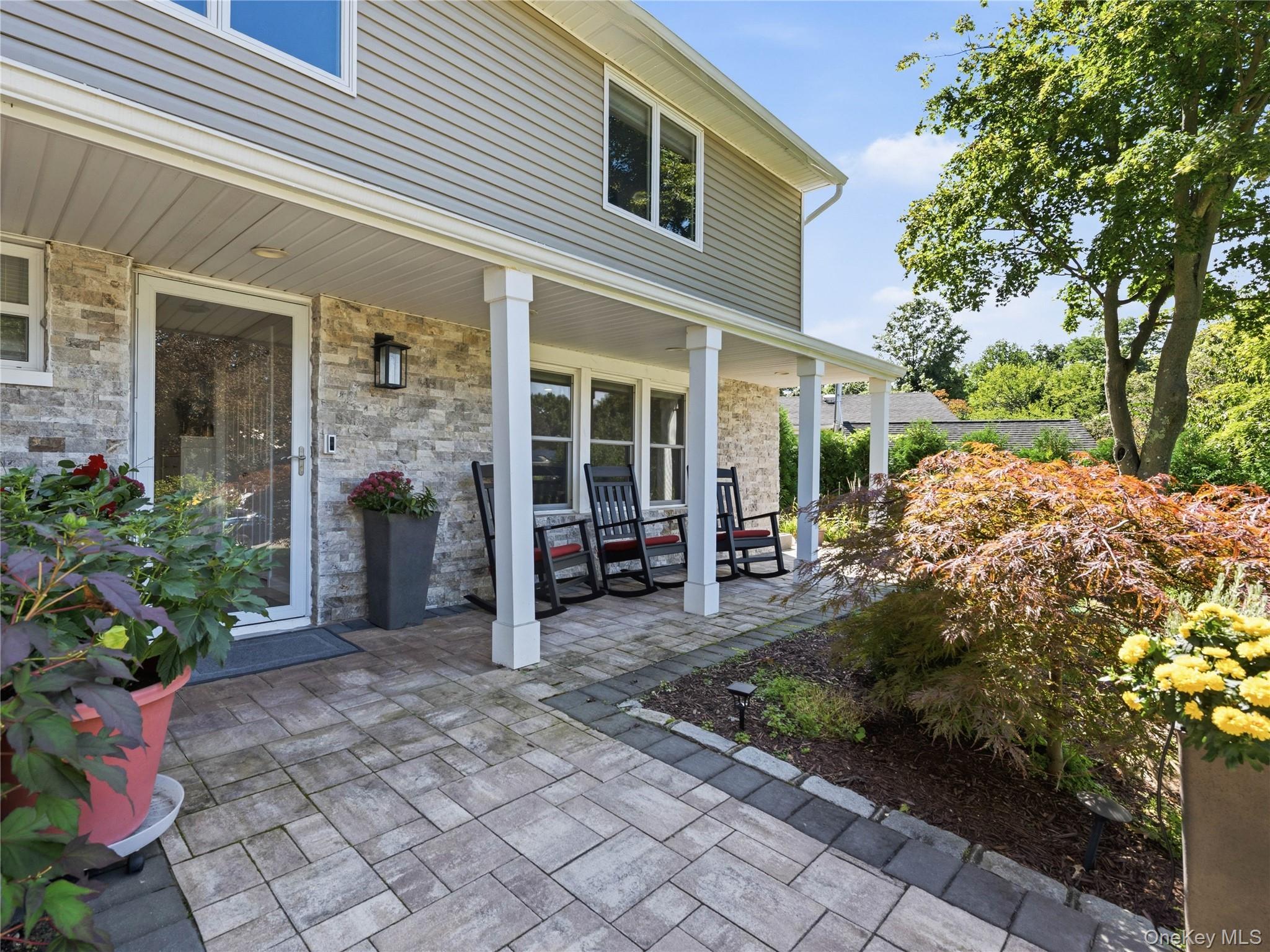 6 Daniel Drive – For Sale photo 3