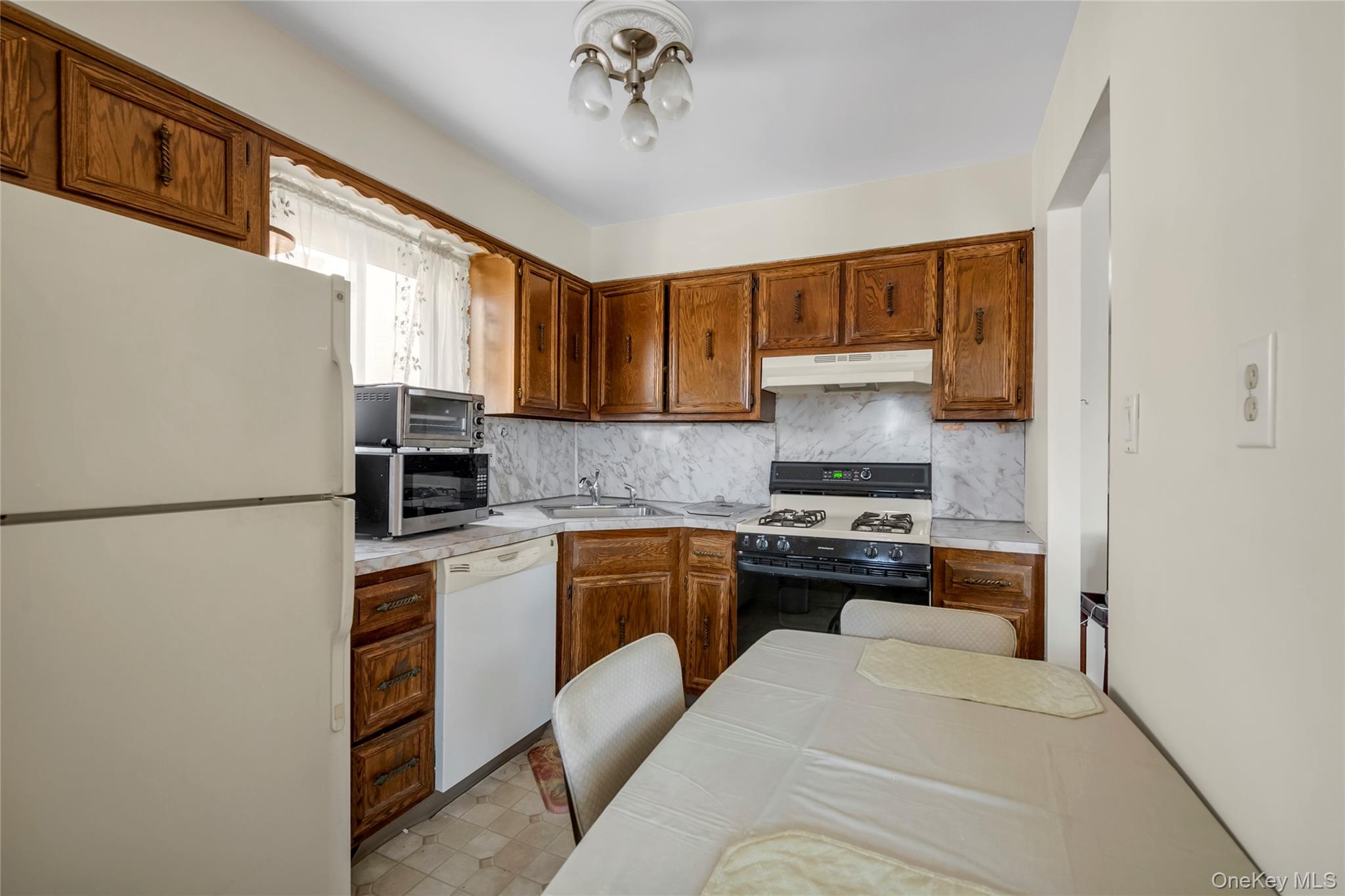 36-31 166th Street – For Sale photo 9