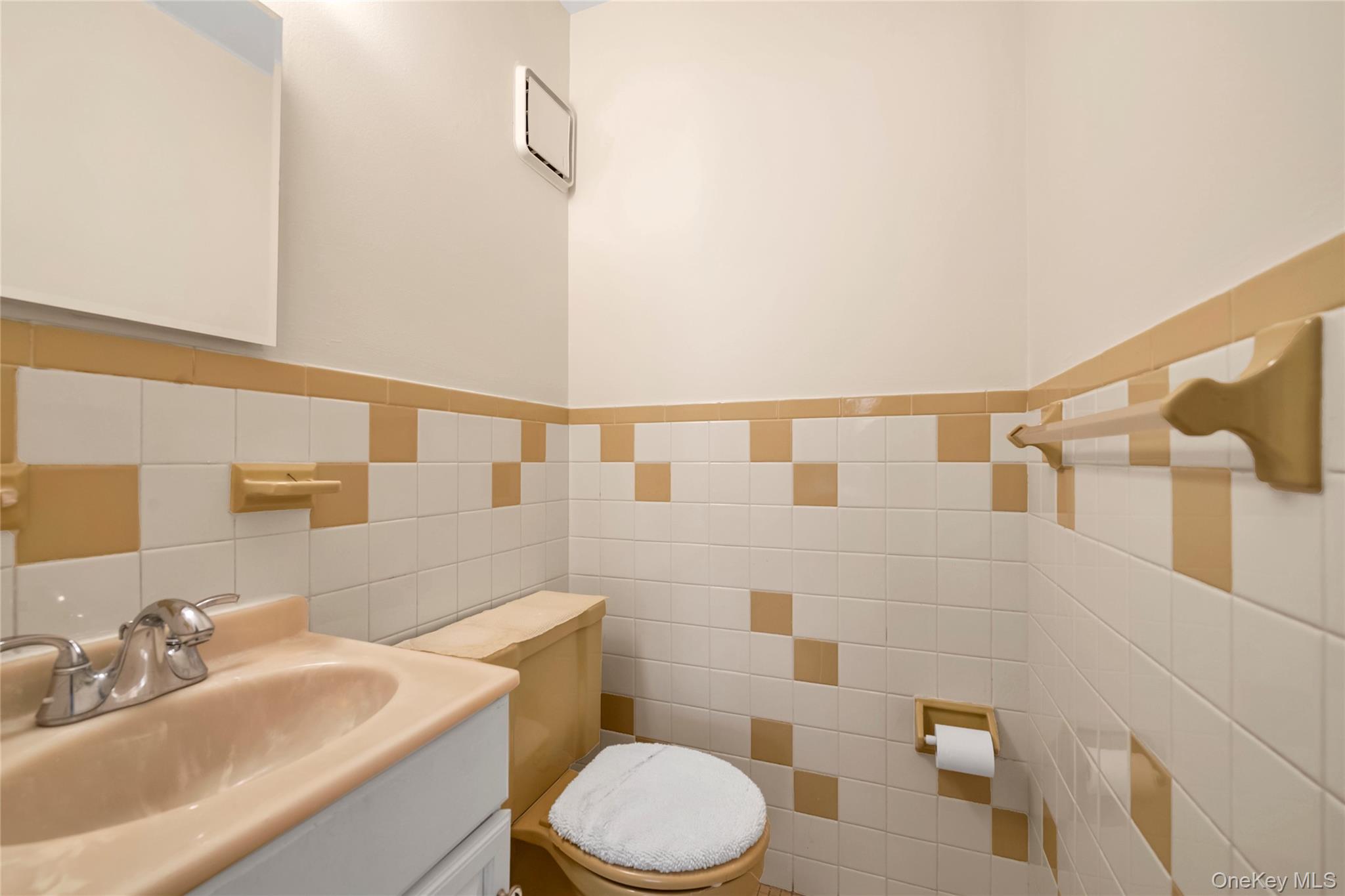 36-31 166th Street – For Sale photo 13