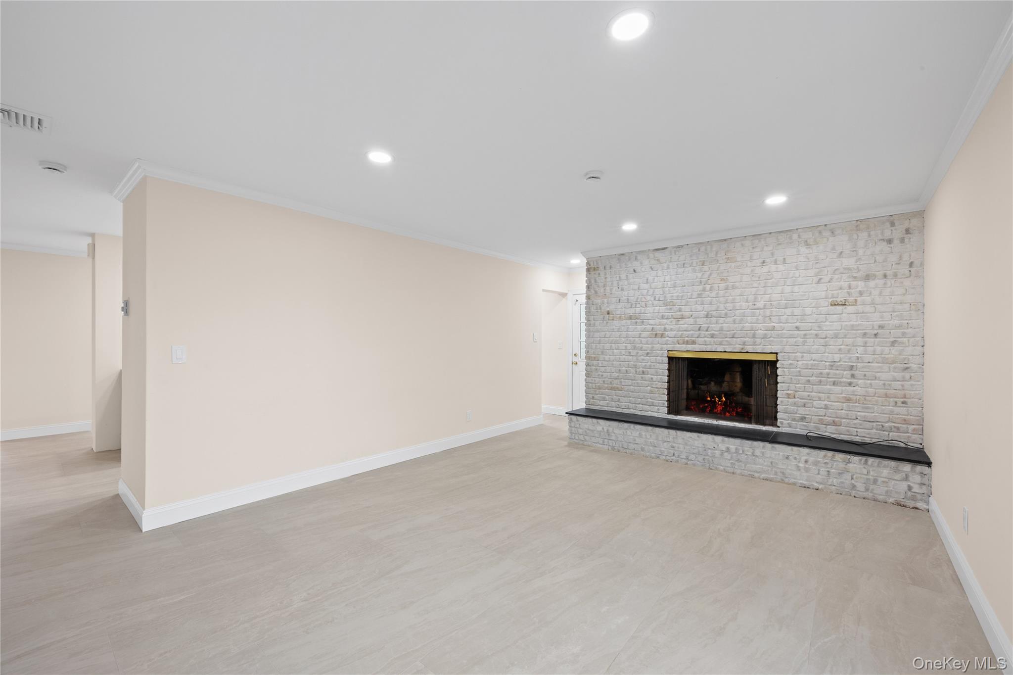 289 Lido Boulevard – For Sale photo 19