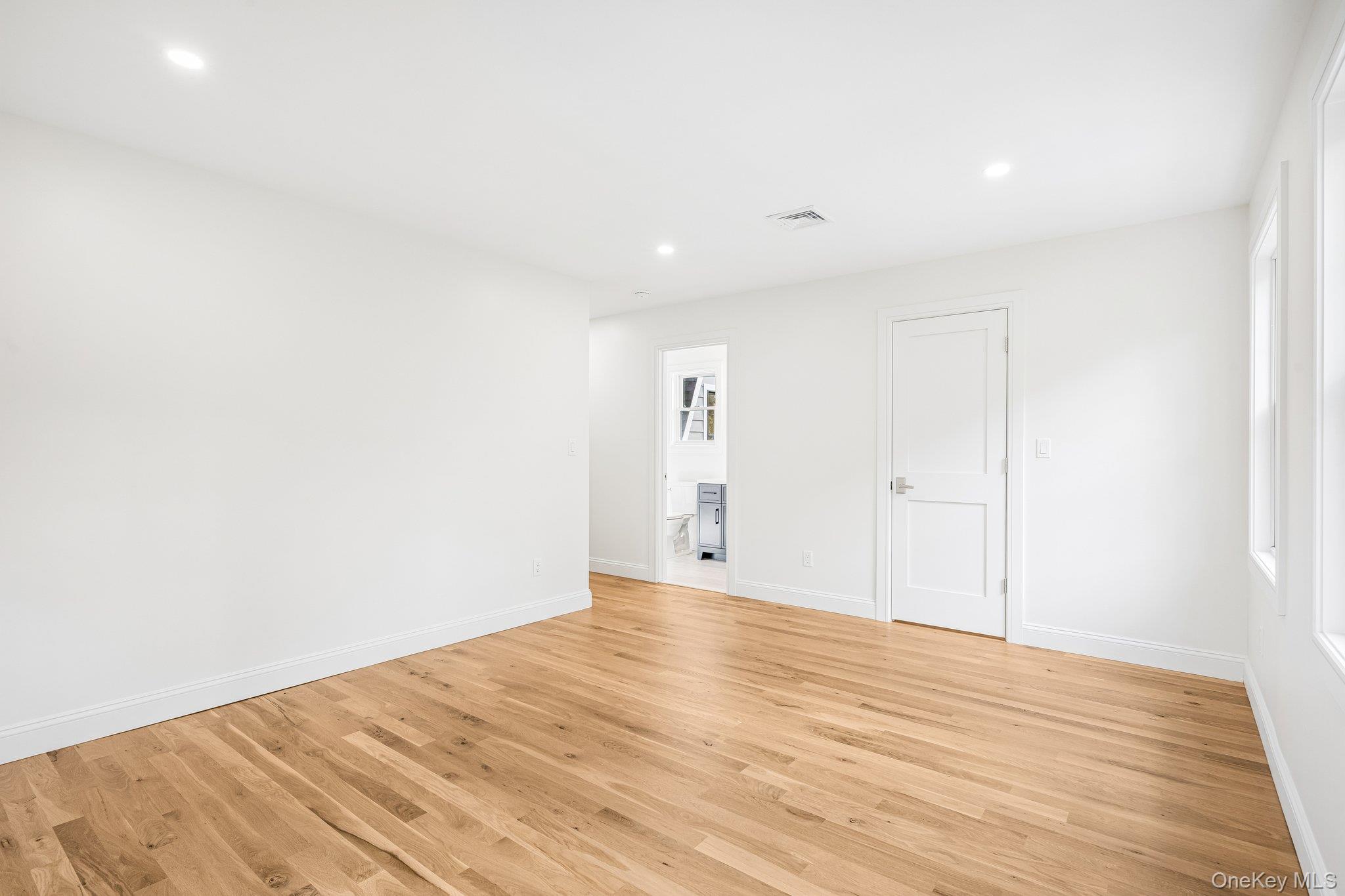 10 Nelson Avenue – For Sale photo 34