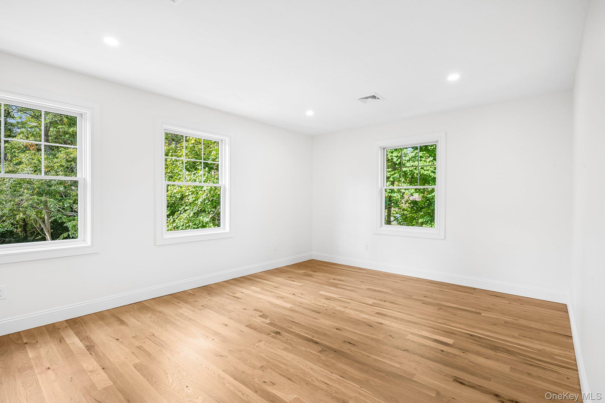 10 Nelson Avenue – For Sale photo 33
