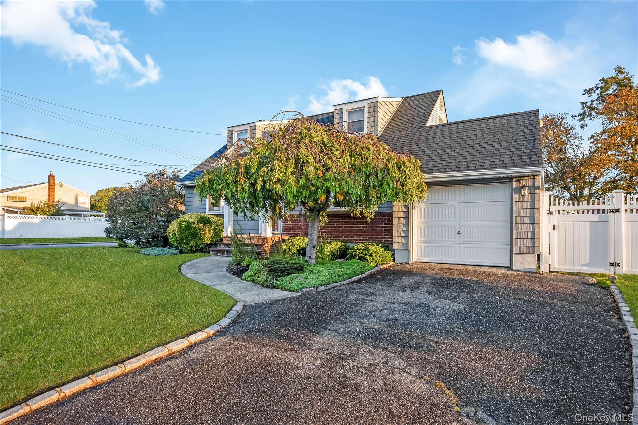 159 Washington Street – For Sale photo 3