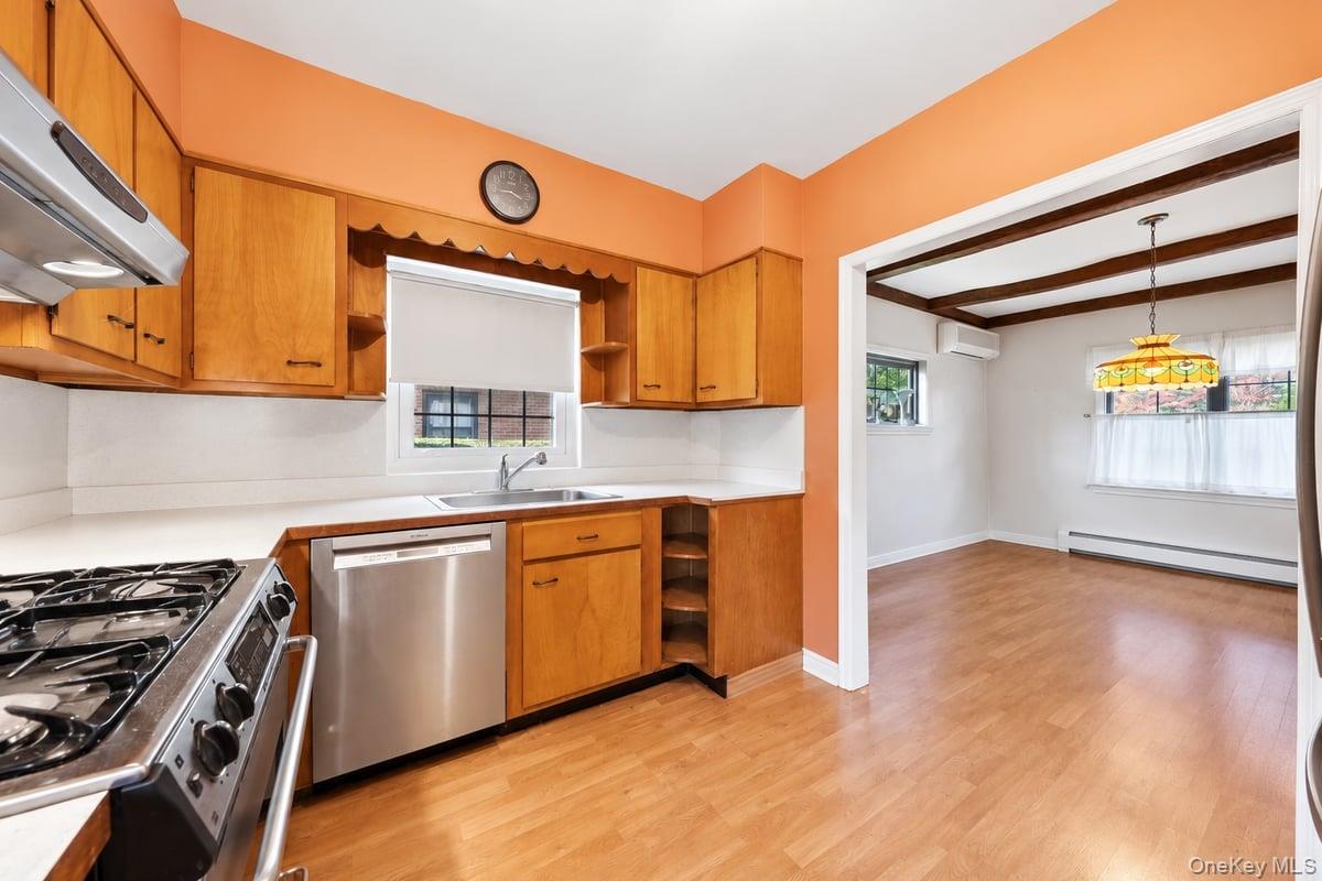 54 Kimball Terrace – For Sale photo 5
