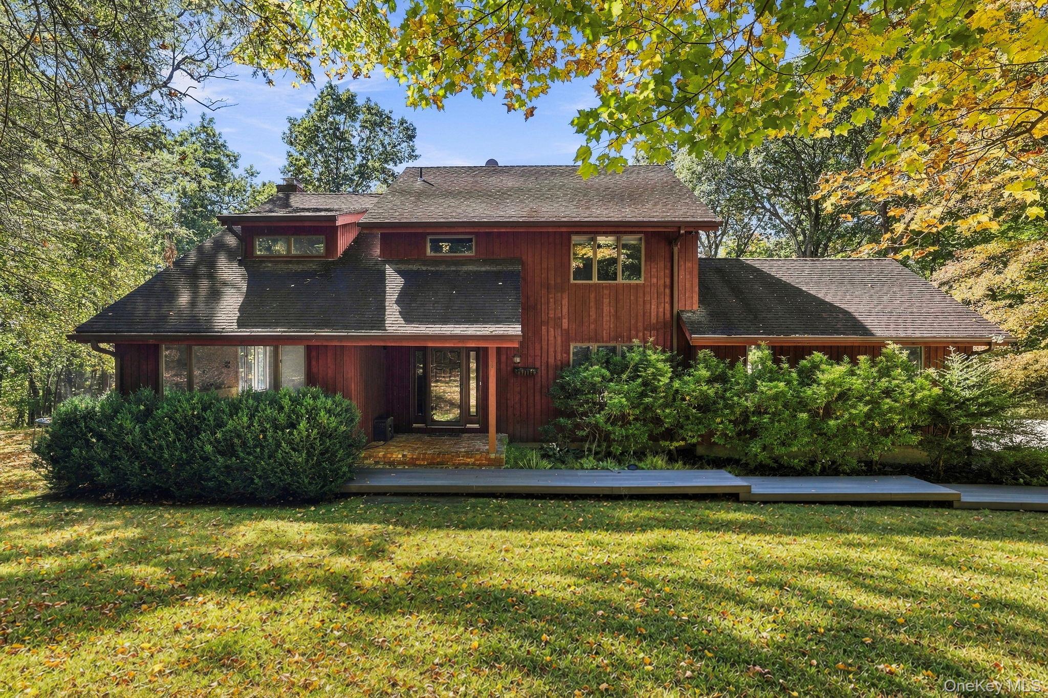32 Sarles Street – For Sale