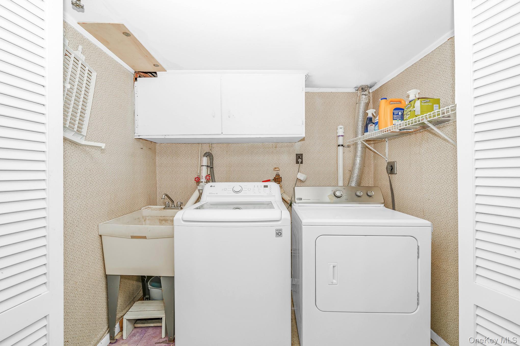 42 Peachtree Lane – For Sale photo 22