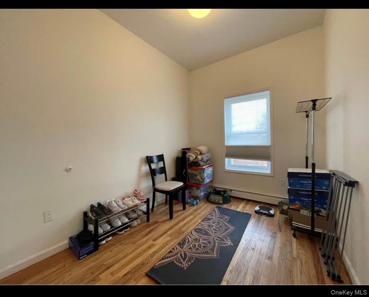 484 Main Street – For Rent photo 8