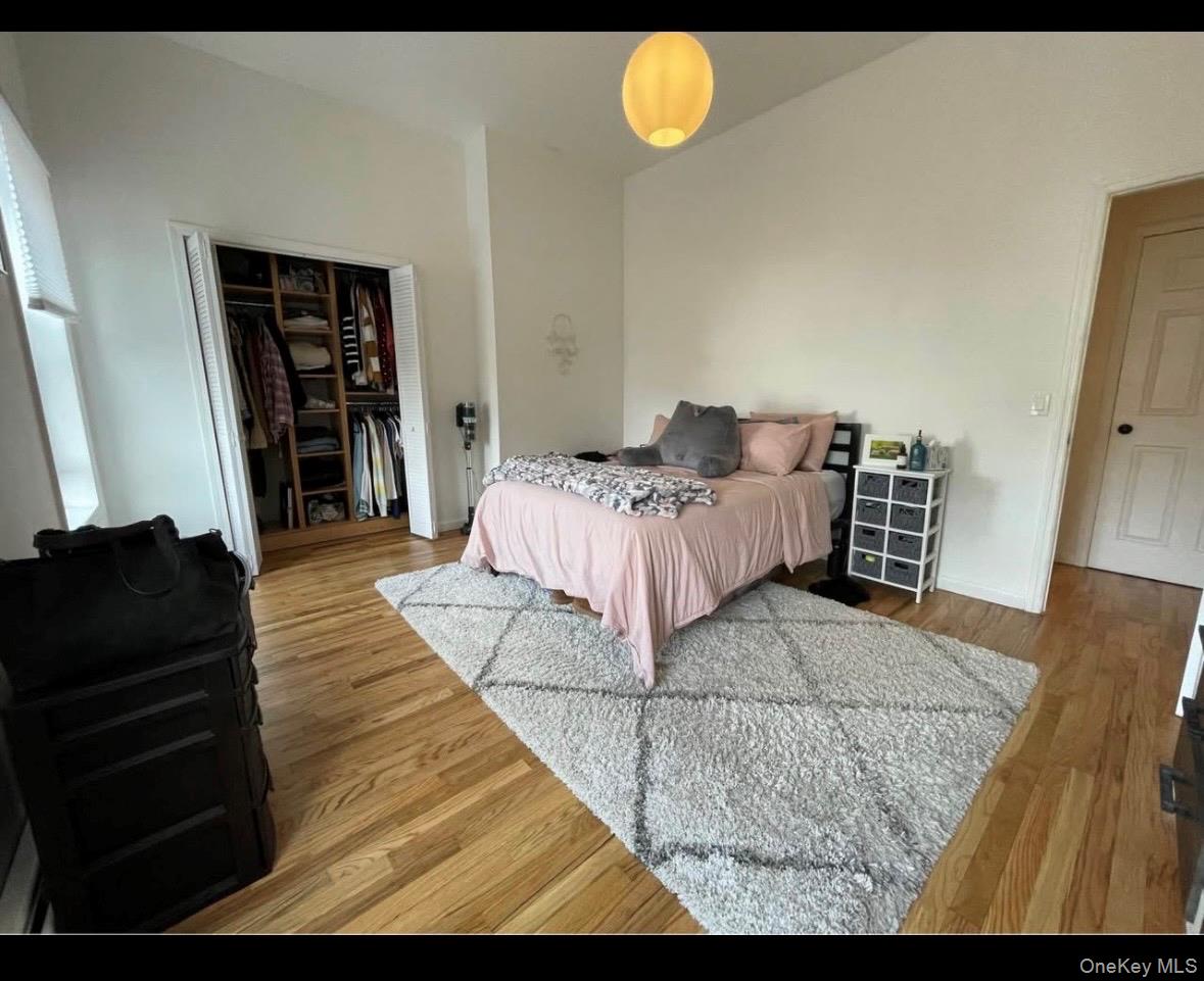 484 Main Street – For Rent photo 2