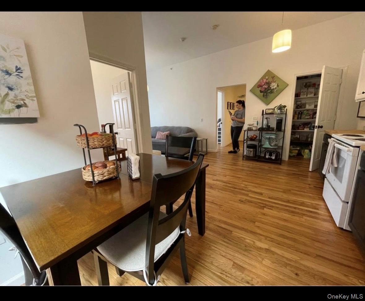 484 Main Street – For Rent photo 7