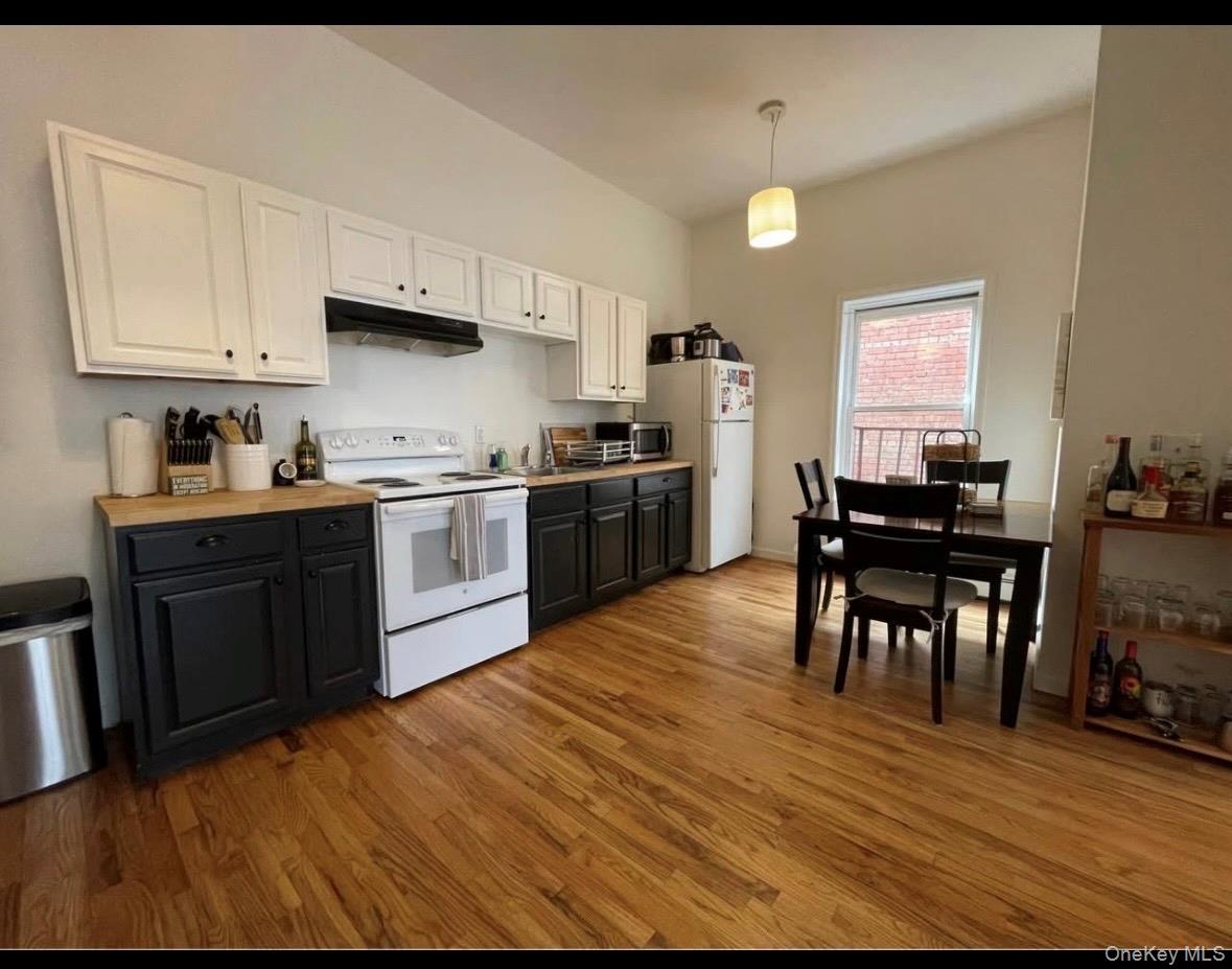 484 Main Street – For Rent photo 5