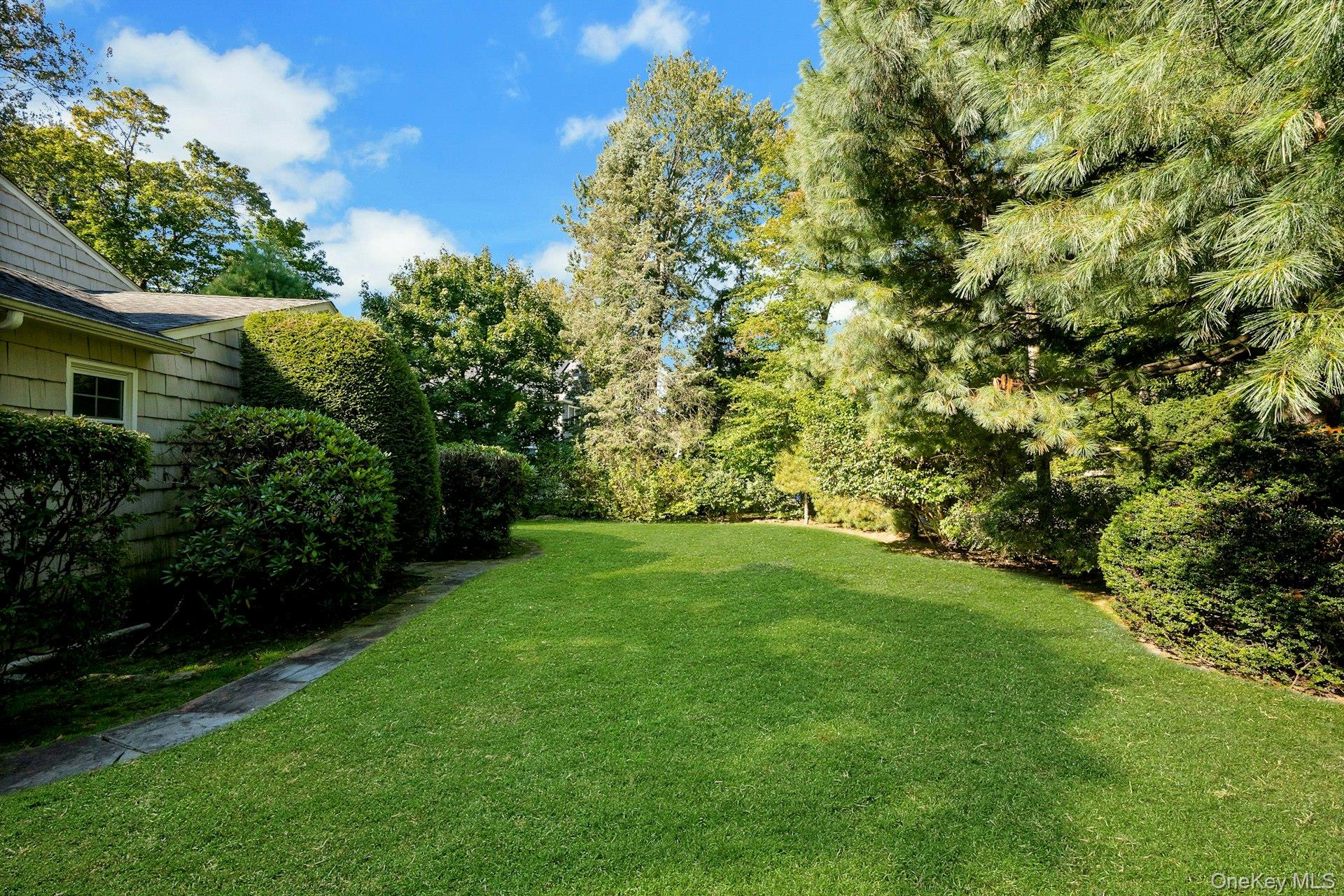 258 Evandale Road – For Sale photo 2