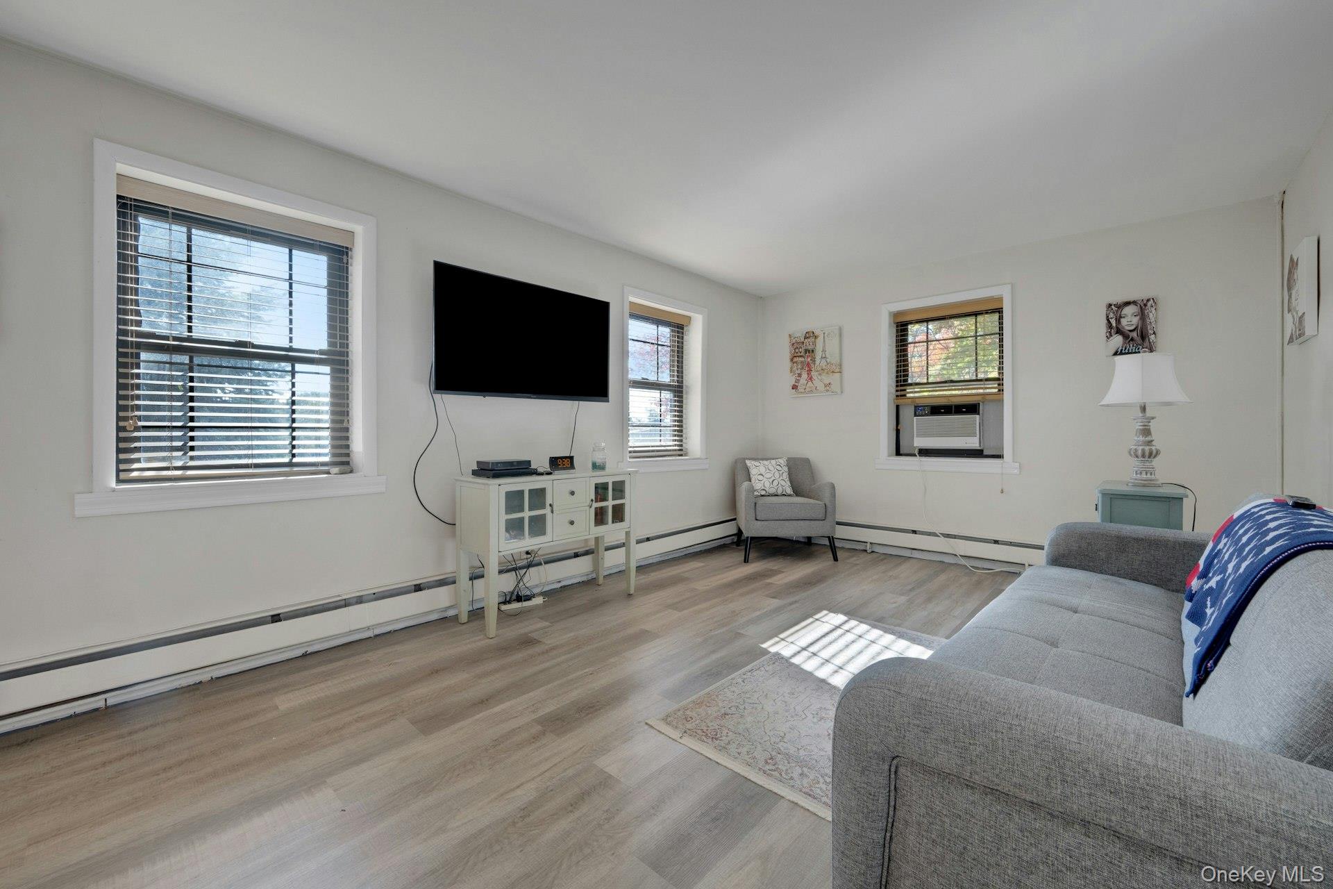 26 Manchester Road, Unit 2L photo 6
