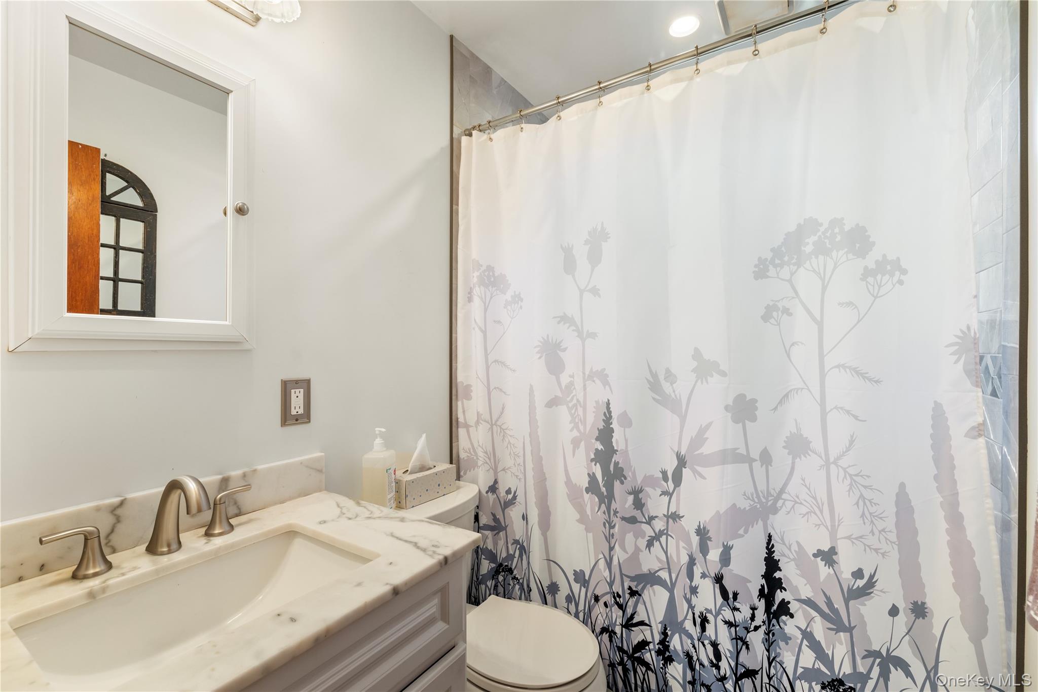 256 9th Street – For Sale photo 13