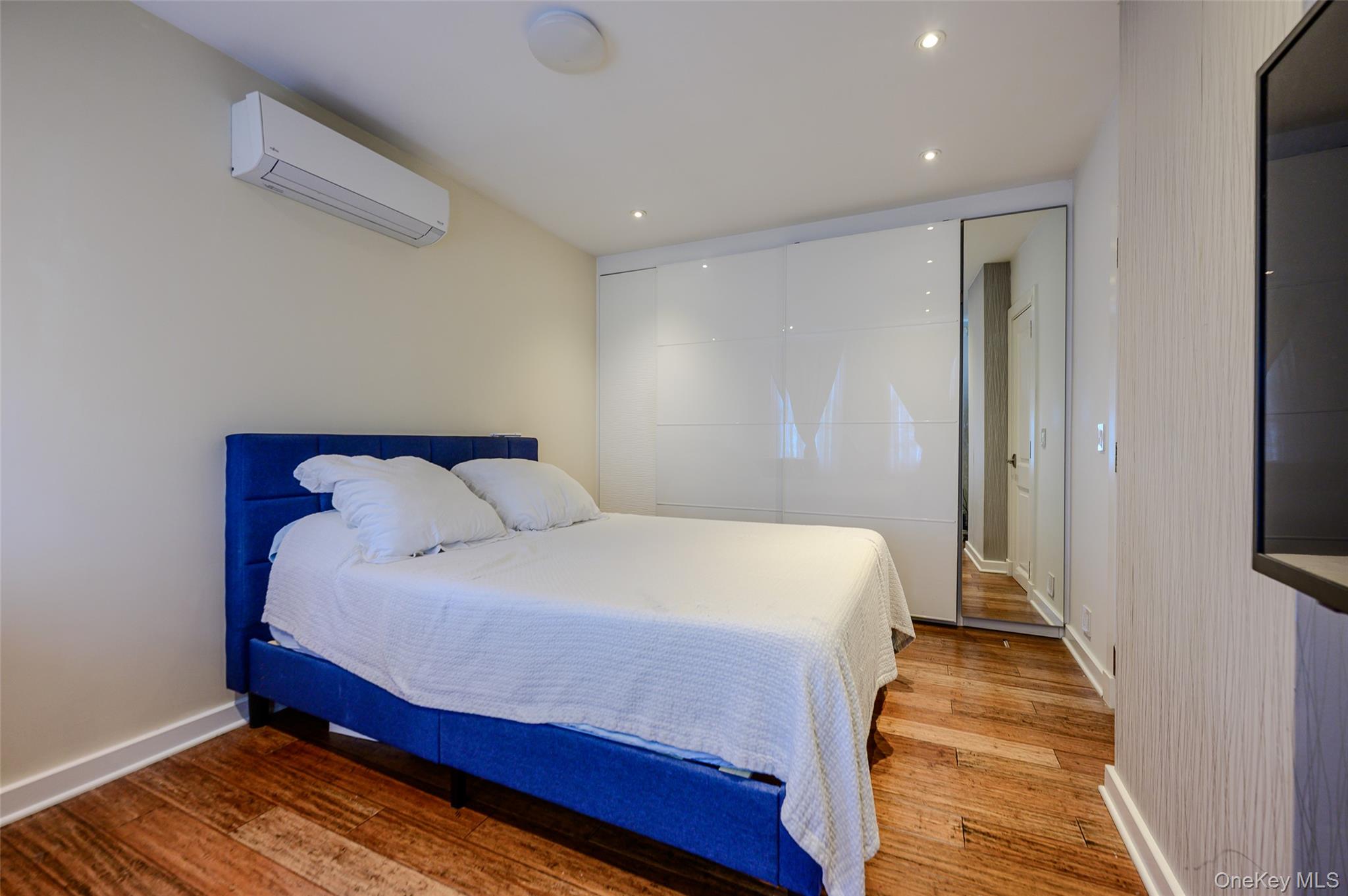 48 Clarendon Avenue – For Sale photo 13