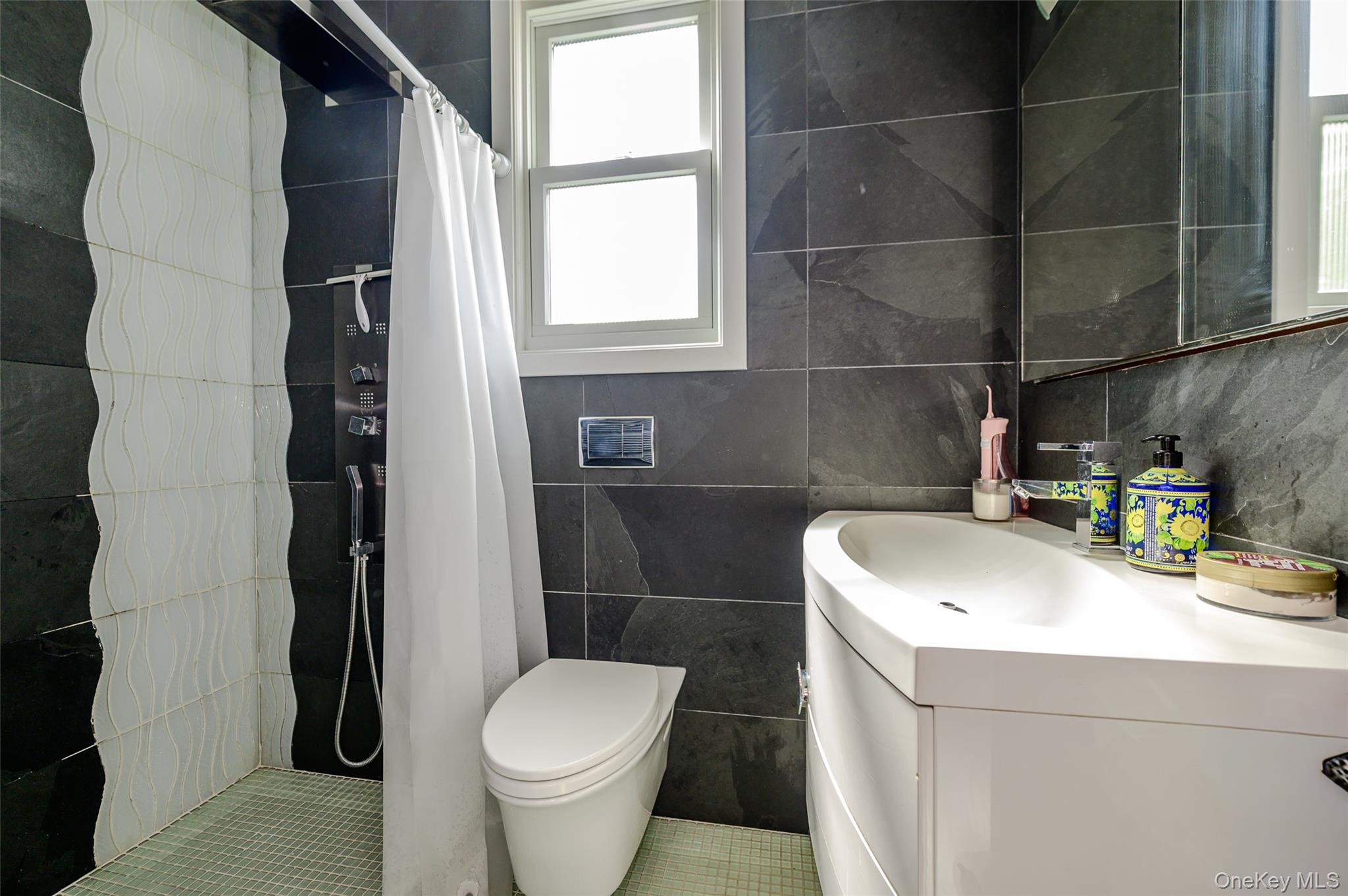 48 Clarendon Avenue – For Sale photo 16