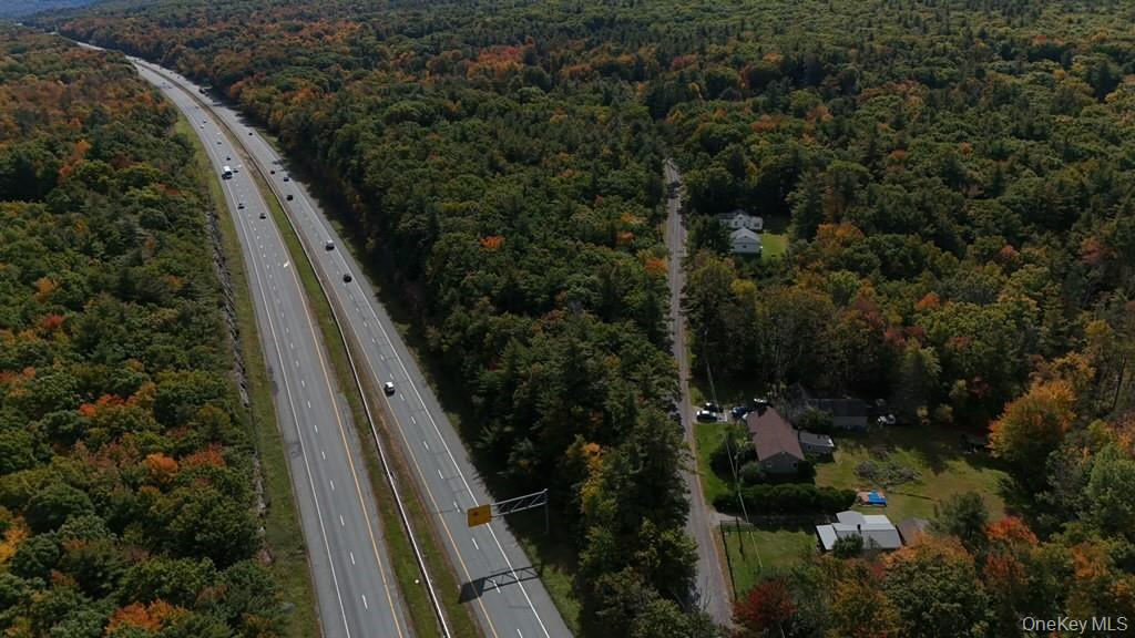 Little Road – For Sale photo 4