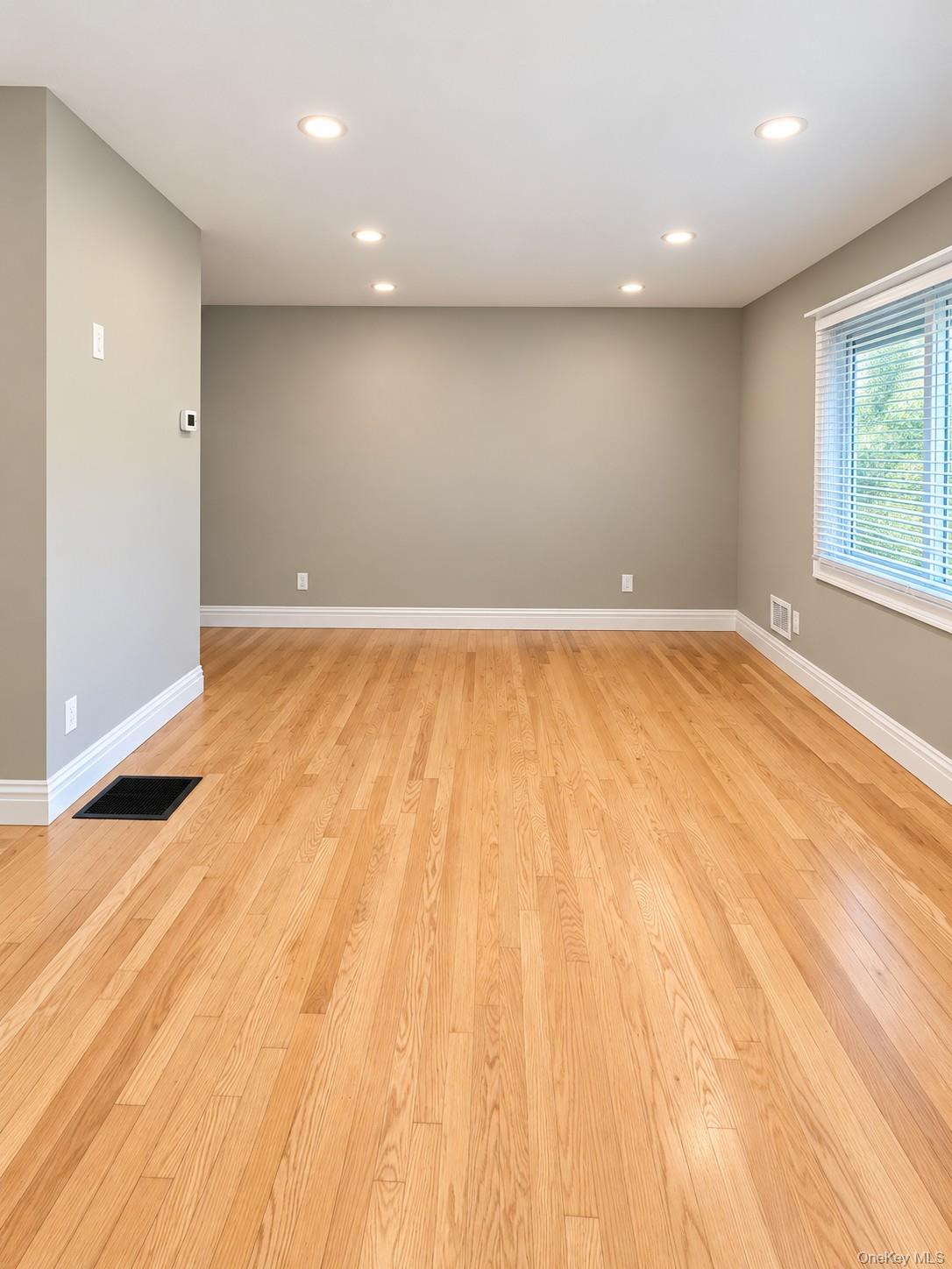 153 E Central Avenue, Unit 2nd Floor photo 5