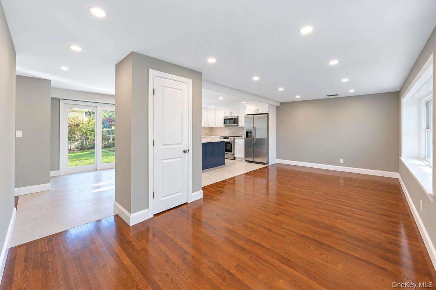 9 Sussex Lane – For Sale photo 10