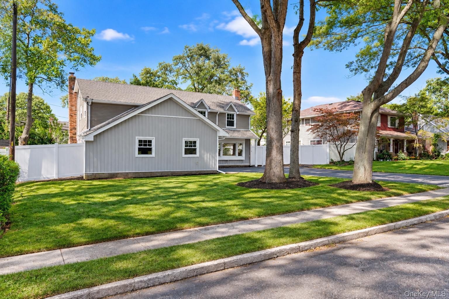 9 Sussex Lane – For Sale photo 4