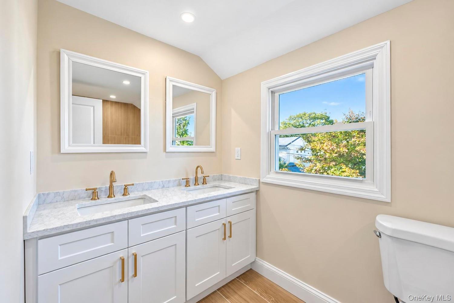 9 Sussex Lane – For Sale photo 33