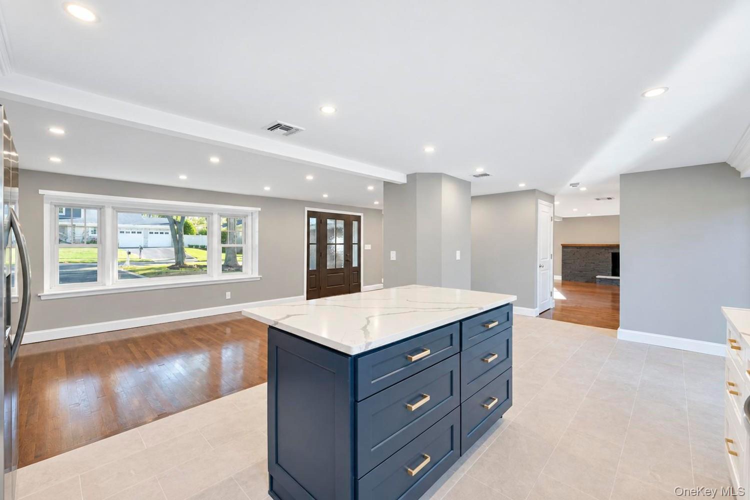9 Sussex Lane – For Sale photo 15