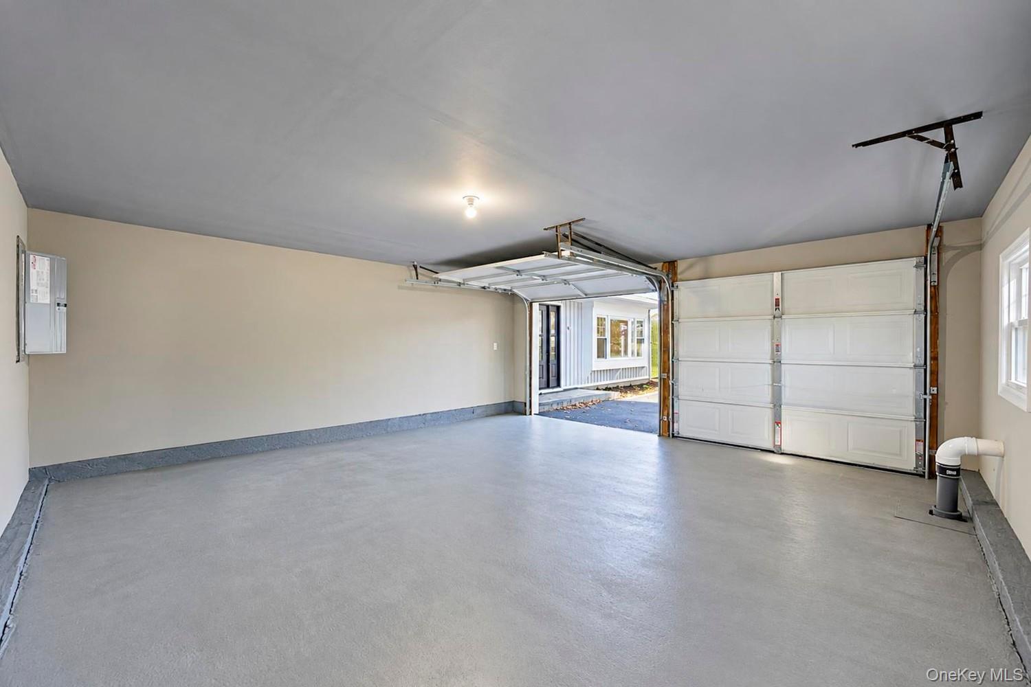 9 Sussex Lane – For Sale photo 42