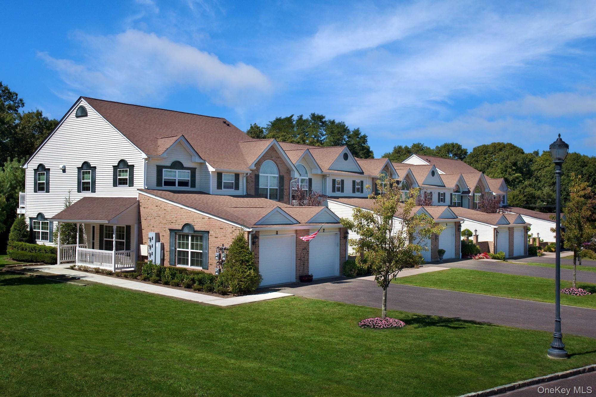 125 Pineview Lane, Unit 125