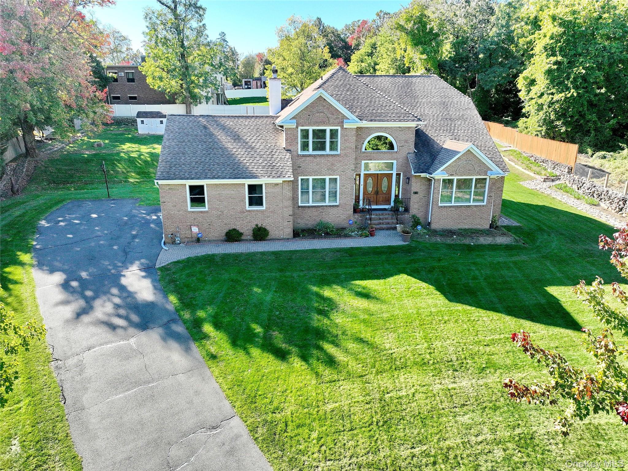 12 Stark Court – For Sale