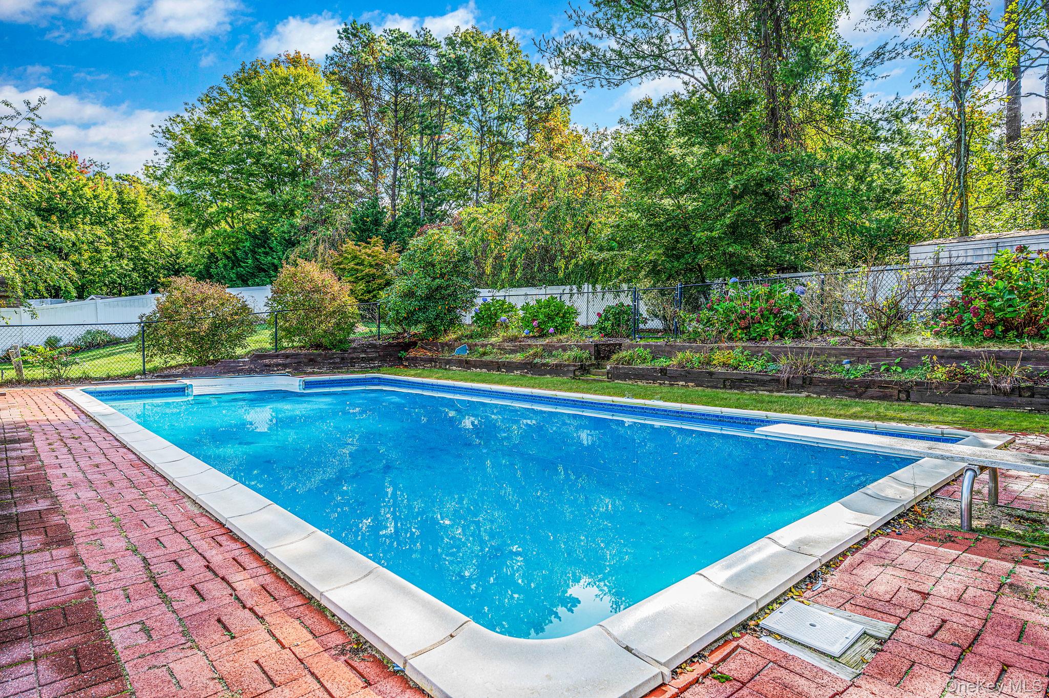 26 Bradley Drive – For Sale photo 31