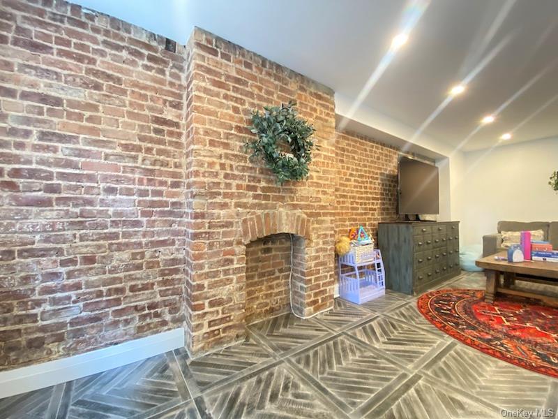 4112 20th Avenue – For Rent photo 5