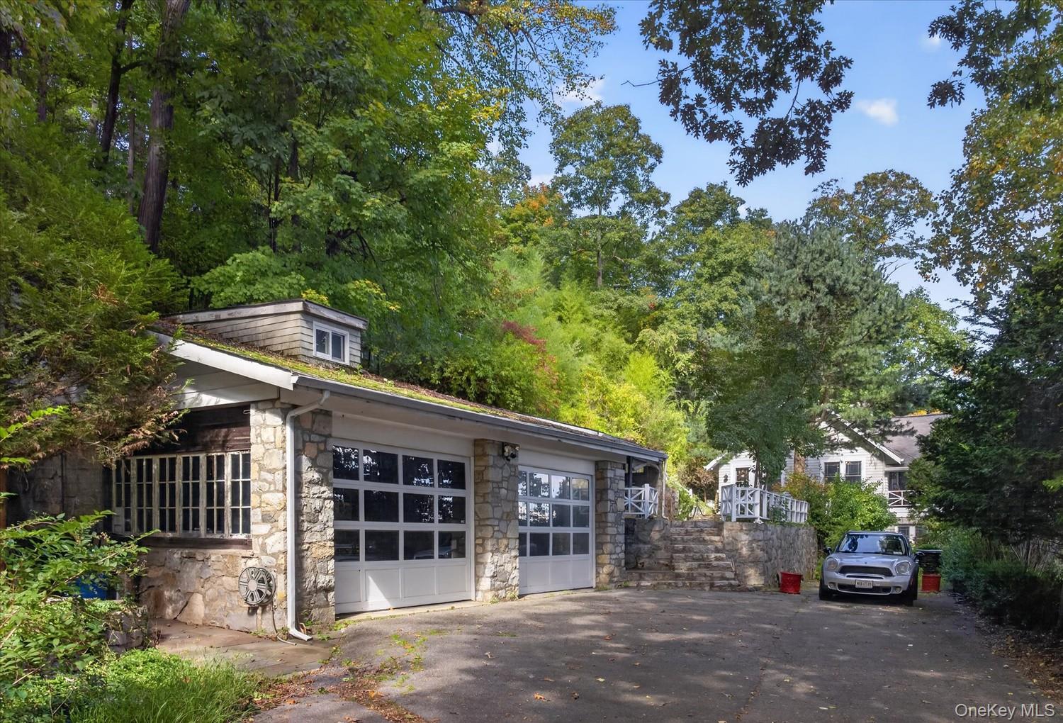 79 Tanglewylde Road – For Sale photo 3