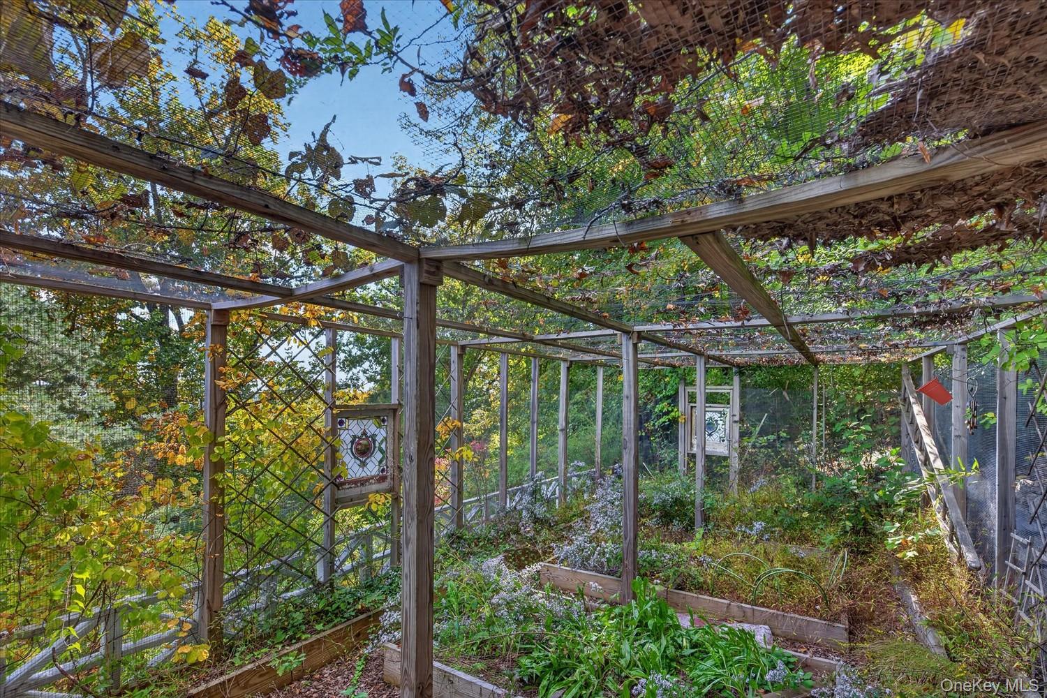 79 Tanglewylde Road – For Sale photo 44
