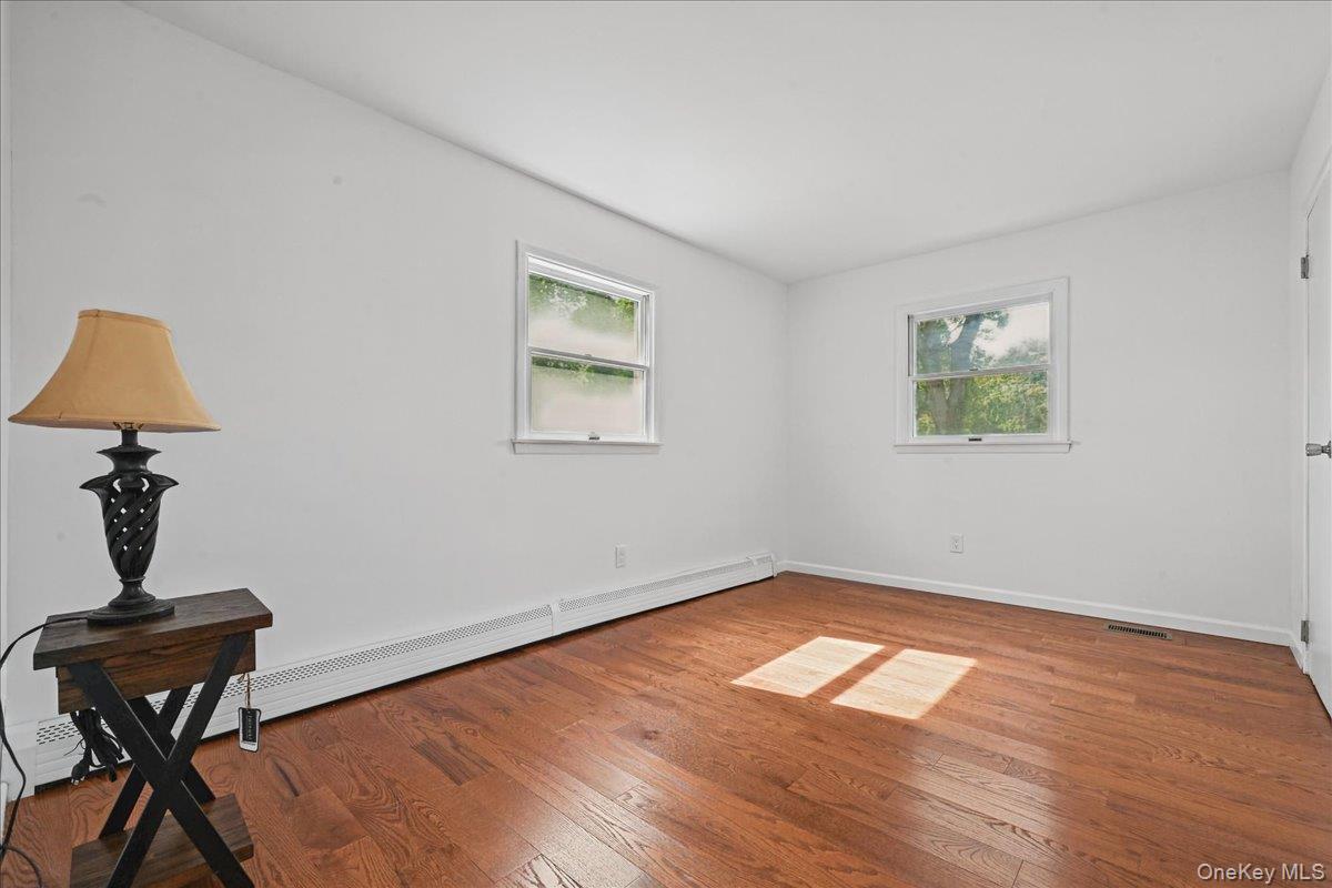 132 Commonwealth Drive – For Sale photo 10
