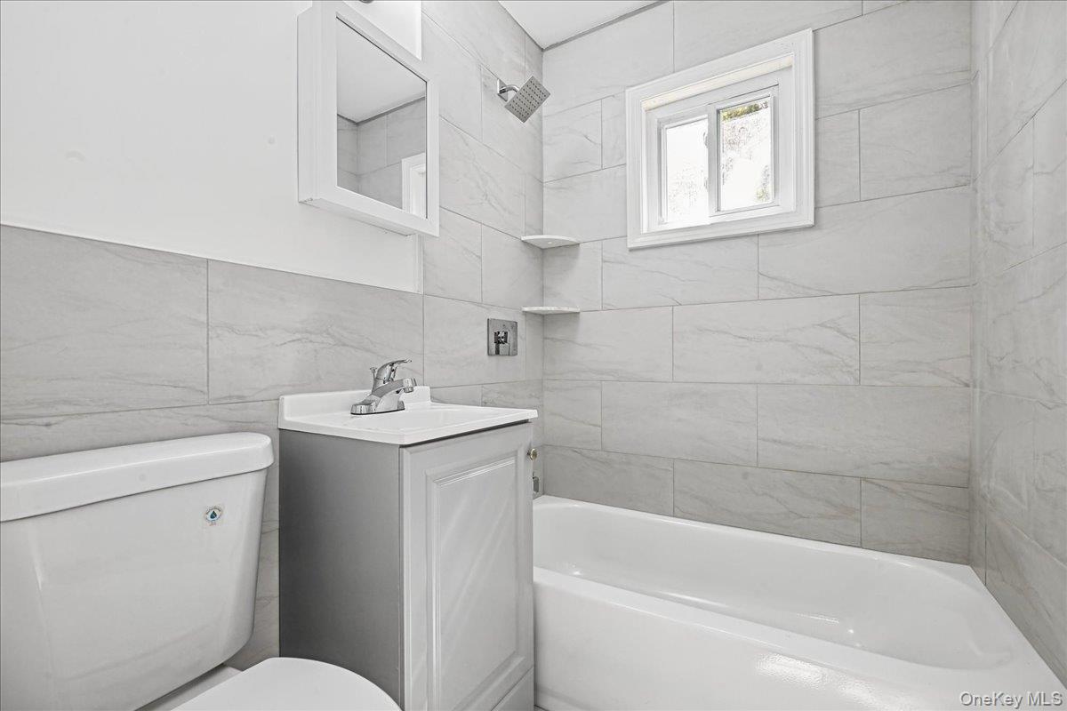 132 Commonwealth Drive – For Sale photo 12