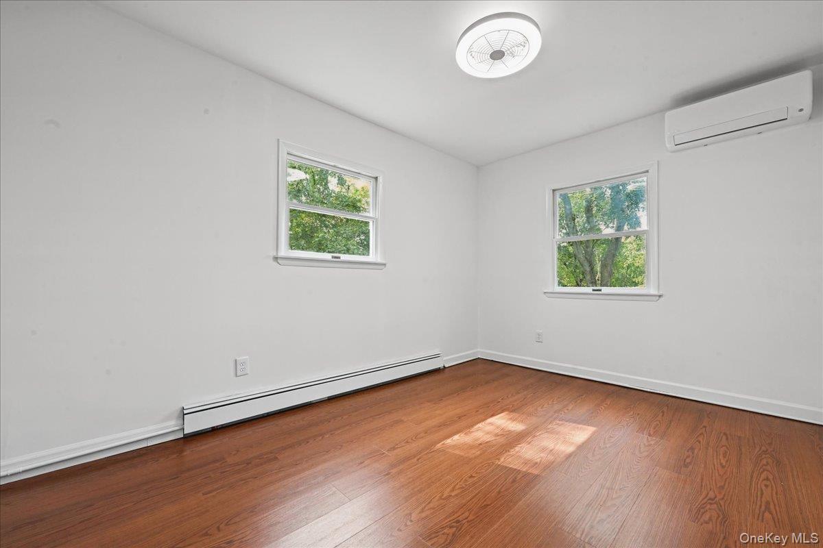 132 Commonwealth Drive – For Sale photo 16