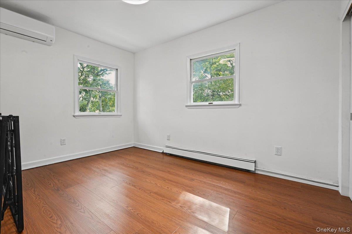 132 Commonwealth Drive – For Sale photo 20