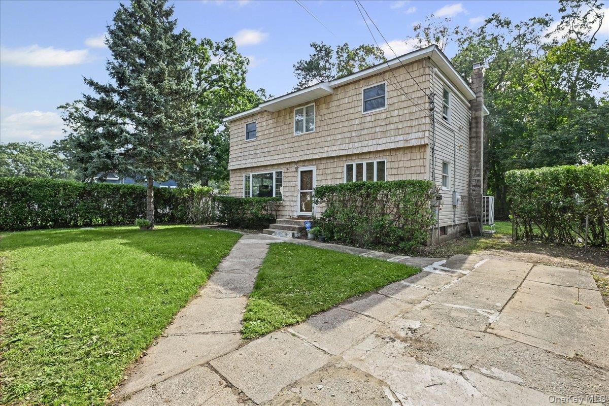 132 Commonwealth Drive – For Sale photo 2